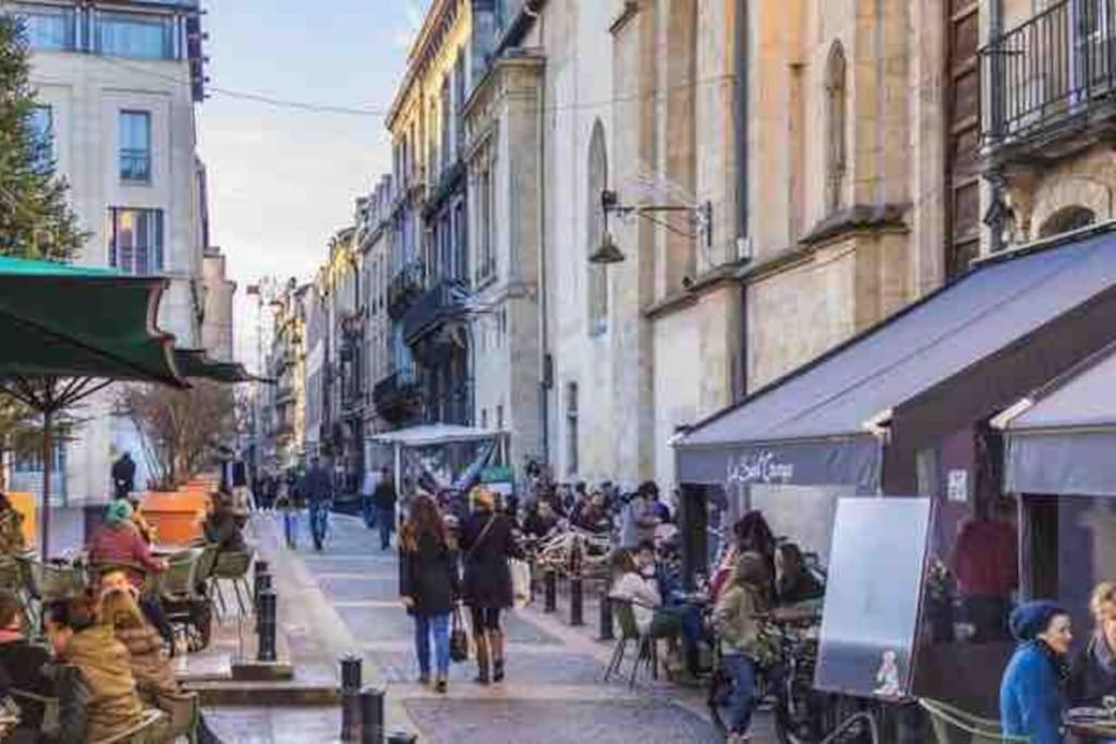 Studio Anna Centre Historique Bordeaux St Pierre Apartment Exterior photo